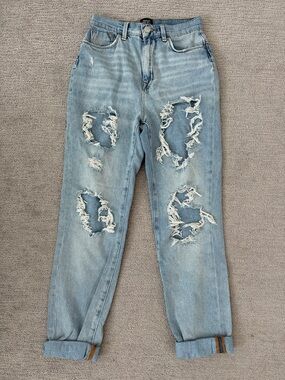 Urban Outfitters BDG Light Blue Distressed High Rise Mom Jean size 25
